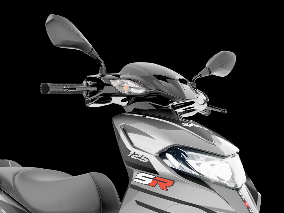 Aprilia SR 125 E5 – face avant