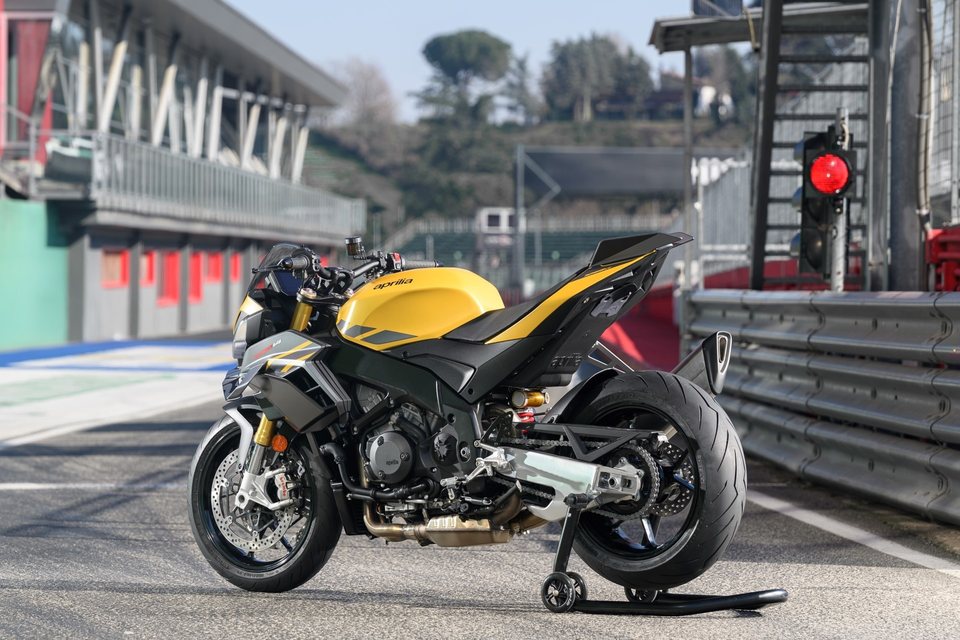 Aprilia Tuono V4 1100 – galerie 3