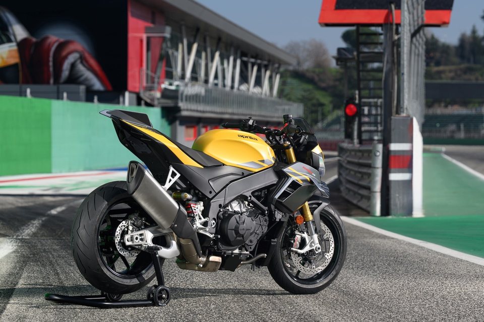 Aprilia Tuono V4 1100 – galerie 4
