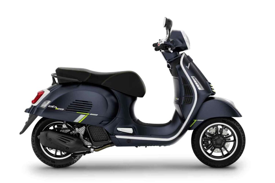 Vespa GTS 125 SuperTech – Blu Energico Matt